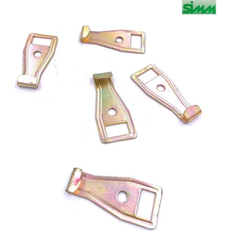 GANCIO FISSO MM.42 PER TAPPARELLA PLASTICA (1/2)
