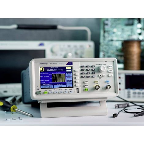 Tektronix AFG1062 Generatore di funzioni 0.000001 Hz - 60 MHz 2 canali Sinuosidale, Quadra, Puls, Arbitrario, Rumore, T