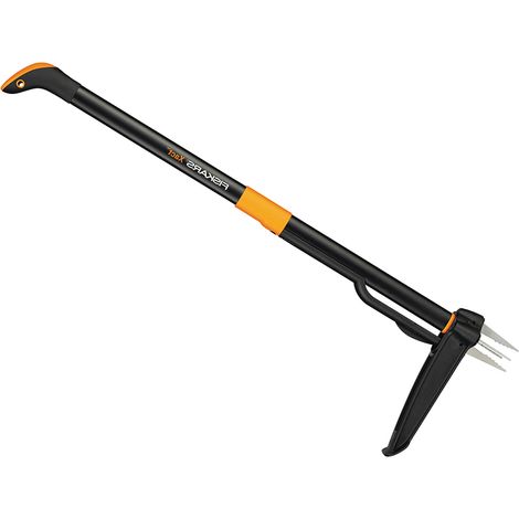 Fiskars Xact Weeding Hoe - 39.4-inch (100 cm) Garden Hoe for Removing Dandelions and Unwanted Weeds (1/8)