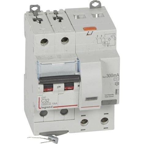 Disjoncteur differentiel DX³ 6000 Vis 2P 230/400V AC 32A type AC 300mA courbe C 4 mod (1/2)