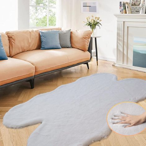 Teppich Kunstfell Schlafzimmer 120x180 120 x 180 cm (Fellform) Grau (1/5)