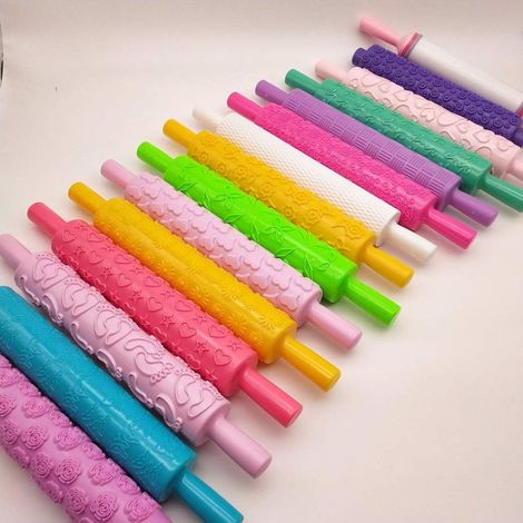 Fondant Rolling Pin, Non-Stick Plastic Baking Tool, 12 Designs for Cake Decoration, Sugarpaste and Marzipan, for Home Baking (Colour