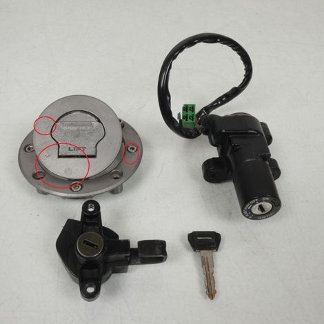 [PRODUIT D'OCCASION] Kit serrure origine pour moto Suzuki GSF 400 Bandit 1991 à 1993 (1/2)