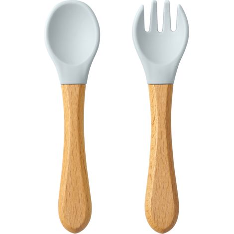 (Gris-bleu) Un ensemble de deux couverts pour bébé en silicone et bois avec poignées en bois. (1/5)