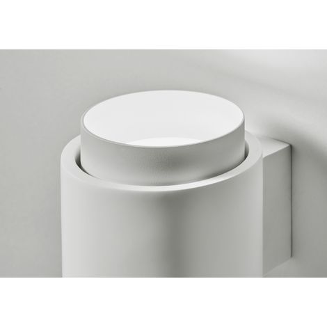TECNICO Lampada da parete in gesso. Anello in alluminio verniciato bianco opaco. Dotata di portalampada GX53
