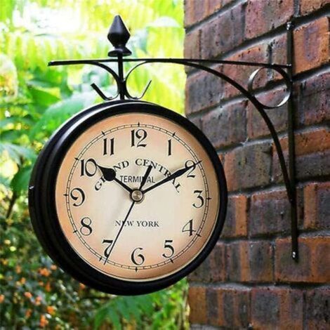 Doppelseitige Wanduhr – 21,8 cm – Wetterfestes Metallgehäuse – Römische Ziffern – Für den Außenbereich – 1 Stück (1/5)