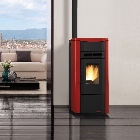 Poele a' granule's La Nordica Extraflame Giusy Plus Evo 9,1 kW gainable revetement acier bordeaux 230 m chauffe'