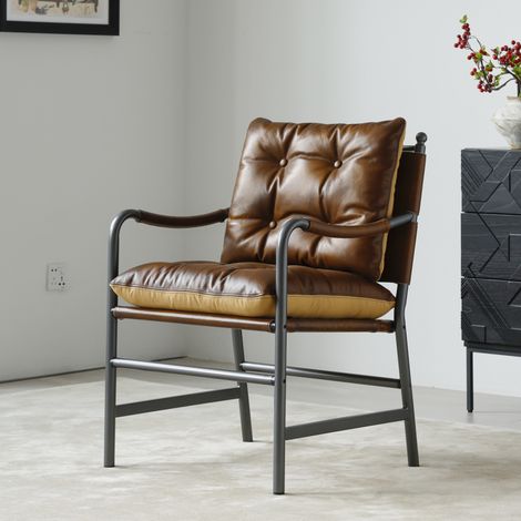 Poltrona accento in cuoio stile Mid Century, con braccioli e struttura in metallo nero, seduta comoda per soggiorno, ufficio o camera - CHICFURN (1/5)