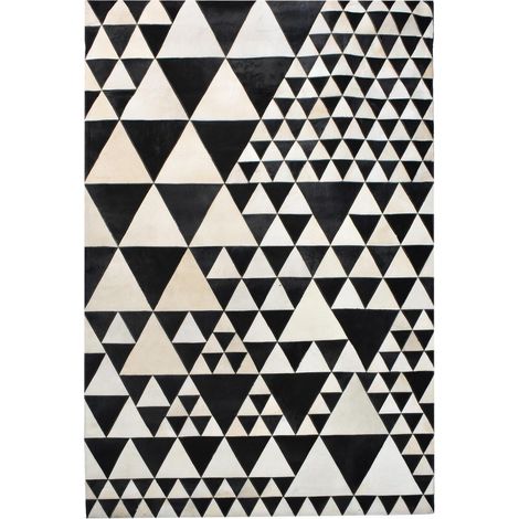 Tapis en peau de vache 160x230 noir et blanc kilm fait à la main TRIBLACK