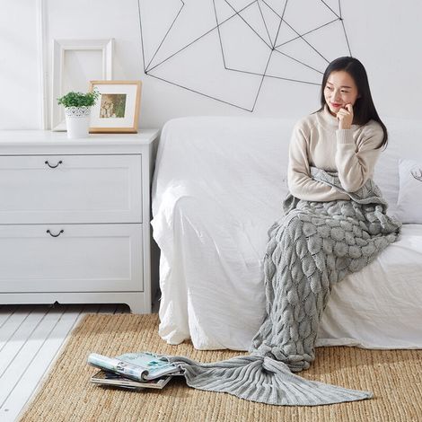 Karierte Kuscheldecke, Überwurfdecke, personalisierte Geschenkidee 190 x 90 cm (Grau)