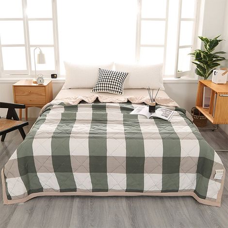 Couette Rafraîchissante - Fibre Polyestère À Structure Creuse - Pour Dormir Frais En Été Et Contre Les Transpirations Nocturnes - 240 x 220 cm - 1 Pièce (1/5)