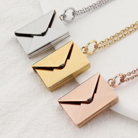 Collier enveloppe personnalisé argent ou or, lettre secrète personnalisable - je t'aime - argent (1/3)