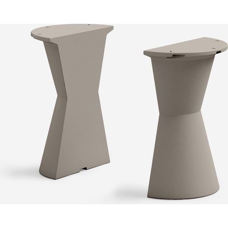 Set 2 mezzi tavoli bar design in polietilene per contract Dot - Beige