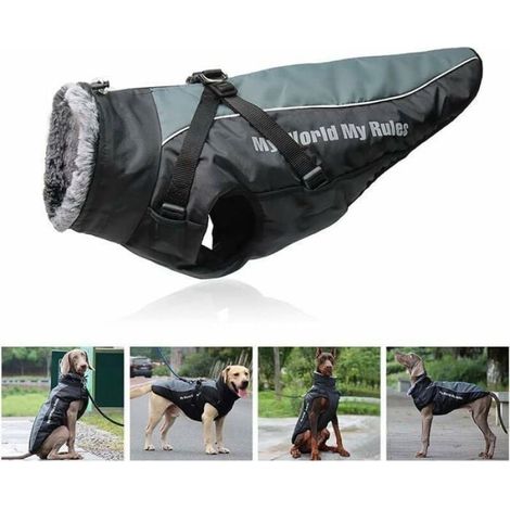 Manteau pour chien réversible réfléchissant en peluche avec harnais détachable et col en fourrure rabattable (1/4)