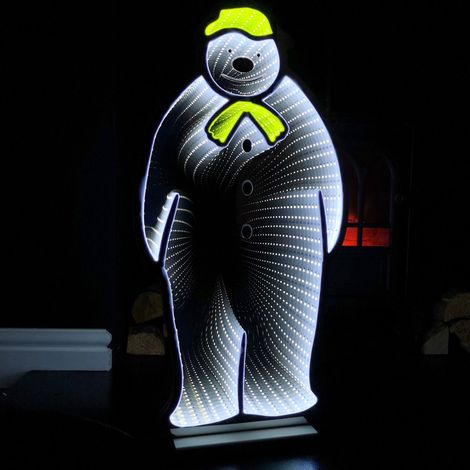 60cm Infinity Light up The Snowman Christmas Decoration with White LEDs on Wooden Base (1/5)