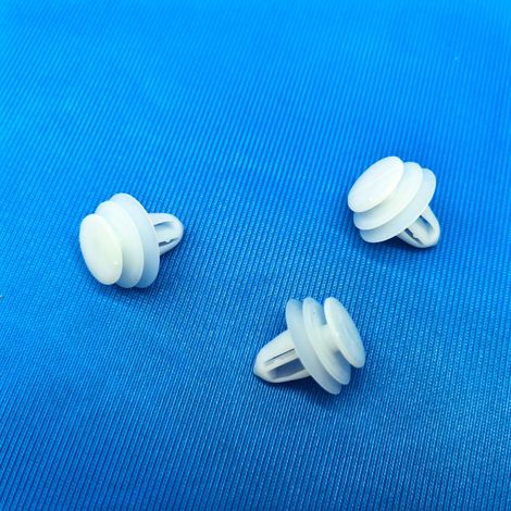01553-2FL0B Suitable for Nissan Venucia/N7 side skirt latches, door lining latches, white (10 pieces) (1/4)