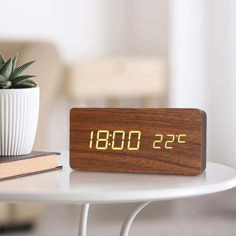 Réveil rétro créatif silencieux, horloge électronique LED lumineuse noire, décoration de salon, réveil élégant pour maison et étudiants (1/5)