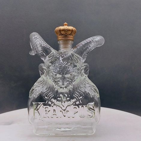 (Voir photo) Carafe à whisky en verre unique en forme de chèvre et de diable, idéale pour décorer un bar ou une table, ou comme cadeau pour une fête. Convient aux hommes. (1/5)