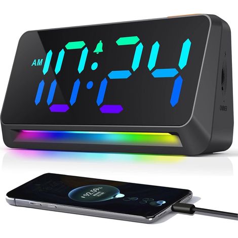 Réveil numérique, Alarm Réveil LED avec écran, Alarme Extra Forte (95 DB) pour Les dormeurs Profonds, réveil de Chevet enfichable, avec veilleuse, Port de Charge USB et luminosité réglable (1/5)