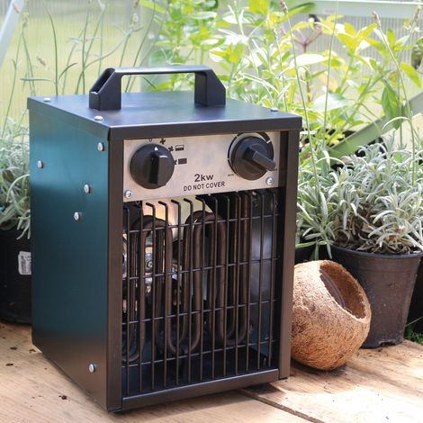Vitavia Elektroheizung "Cephei 2KW" , eckig für Gewächshäuser, schwarz, 20 x 21 x 33 cm (L x B x H) (1/3)