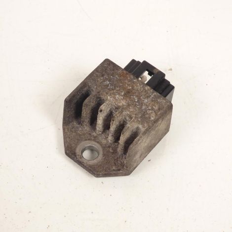 [GEBRAUCHT] Spannungsregler-Gleichrichter original für Roller Peugeot 50 (1/3)