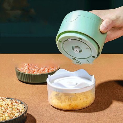 Mini Hachoir Électrique 250ml - Robot Culinaire Puissant pour Ail, Viande et Plus, Rechargeable USB (1/5)