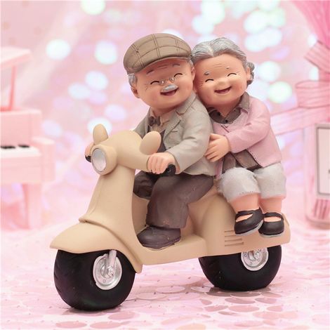Figuritas decorativas – amantes – resina – 12 x 9 x 13 cm – 350 g – 1 pieza (1/5)