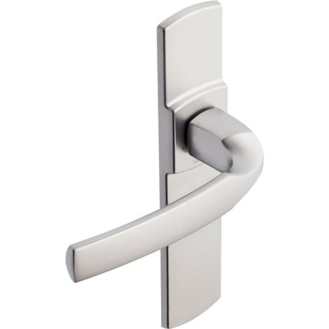 Ensemble de porte sur plaque 165mm – Chrome velours – Bec de cane – Fixation entraxe 70mm – Saillie 61mm – Artis