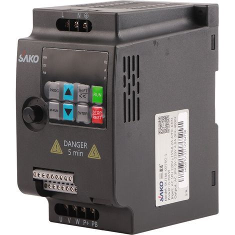 Variateur de Frequence Variable 0.75 kW Convertisseur de Frequence, VFD Tension deEntree 380 V Affichage Numerique pour Moteur Machine Controle de Vitesse (1/5)