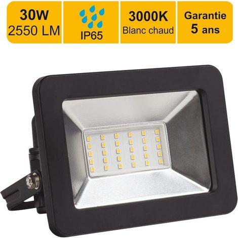 LED-Fluter 30W 2550 LM 3000K IP65 Direktanschluss - 5 Jahre Garantie