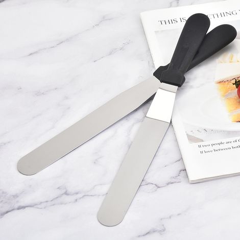 2 spatole angolate per decorare torte e pasticcini, accessori per principianti e professionisti, colore nero. (1/5)