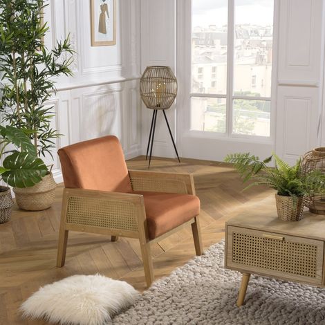 AGATHE - Fauteuil pieds bois accoudoirs rotin et velours orange (1/5)