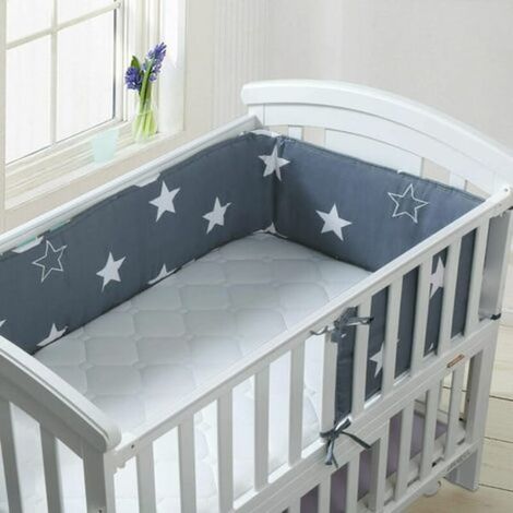 Protège-tête de lit bébé avec motif ours, barrière de protection pour berceau 180x28 cm, coussin de sécurité coloré (1/5)