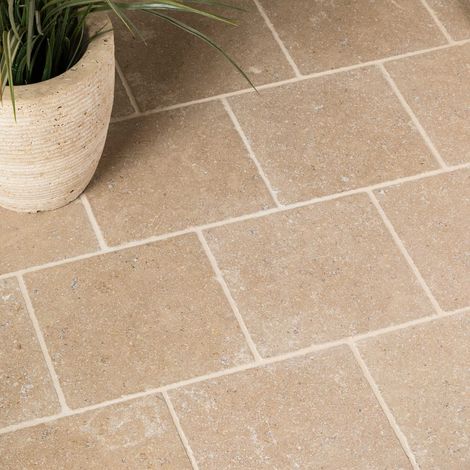 Pavé extérieur en pierre naturelle Sinai 20x20x2 cm – Couleur beige – Pour allées et terrasses – Résistant aux intempéries (1/5)