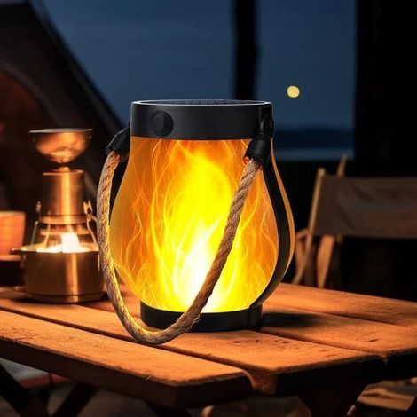Solarlampe „Tanzende Flamme“, 2-in-1-Solarleuchte für den Außenbereich, wiederaufladbar per Solarenergie und USB. Aus Hanfseil gefertigt, ideal für Garten und Terrasse [Energieklasse A]. (1/5)