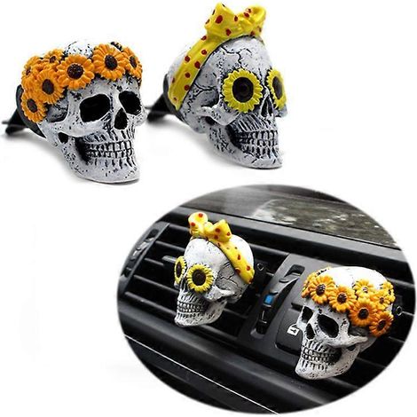Idéal pour offrir (lot de 2) : diffuseurs de parfum pour voiture en forme de marguerite, à clipser sur les grilles d'aération. Accessoires auto amusants avec motif de crâne gothique. Parfait pour un a (1/5)
