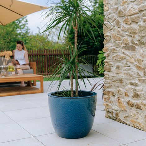 Pot grande taille d'extérieur LANCELOT 47x41cm bleu azur, fait main en terre cuite émaillée, résistant au gel (1/4)