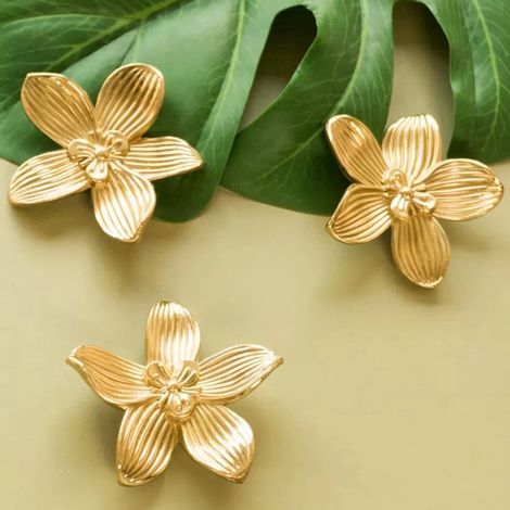 Lot de 4 boutons décoratifs à motif floral avec poignées de meuble à un trou en alliage de zinc pour armoires coiffeuses tiroirs et penderies (1/3)