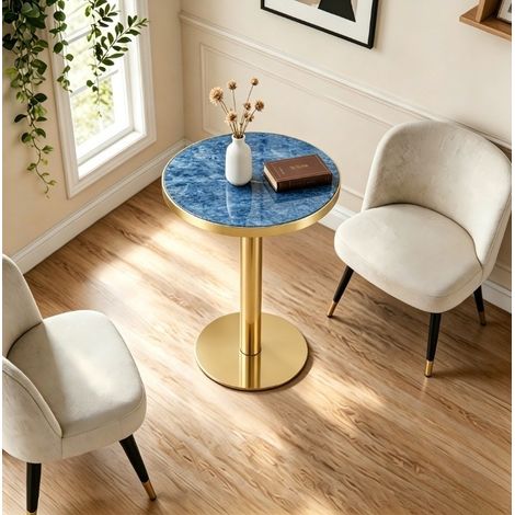 Table basse ronde moderne effet marbre bleu avec bord doré et structure en métal noir et or (1/5)