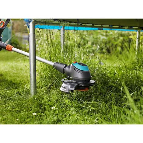 CORTABORDES ELECTRICO EASYCUT 450/25CON 25CM DE CORTE Y MOTOR DE 450WCON SALIDA DE HILO SEMIAUTOMATICA (1/4)