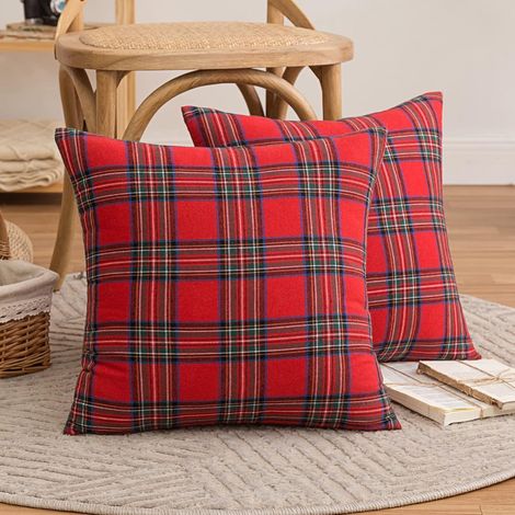 JSSEVN - Set of 2 Christmas cushion covers - Red Scottish tartan pattern - Classic and durable - Soft and comfortable (large tartan 45 x 45 cm) (1/5)