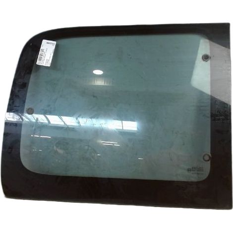 [PRODUIT D'OCCASION] Glace Arriere Panneau Lateral Droit PEUGEOT Partner Break 2002- ♻️ Ref Oe. 8569s3 - Garantie à vie (1/2)