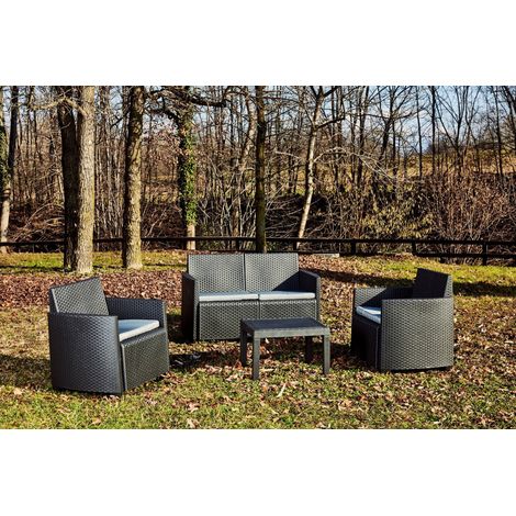 Dmora Salon intérieur et extérieur composé de : 2 fauteuils, 1 canapé 2 places et 1 table basse avec 4 coussins, Made in Italy, coloris anthracite (1/4)