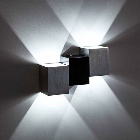 Applique da parete a LED moderna da 6W per interni, luce bianca fredda, adatta per cucine, scale e camere da letto. (1/5)