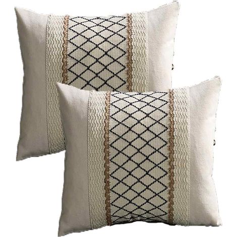 Dekorative Kissenbezüge im Boho-Stil, 45 x 45 cm (2er-Set), Landhausstil, quadratische Streifen, Chenille.