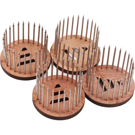 Set aus 4 Königinnenkäfigen aus Holz mit Metallstiften und Verriegelungsmechanismus für die Imkerei, paarweise in Luftpolsterfolie verpackt. (1/5)