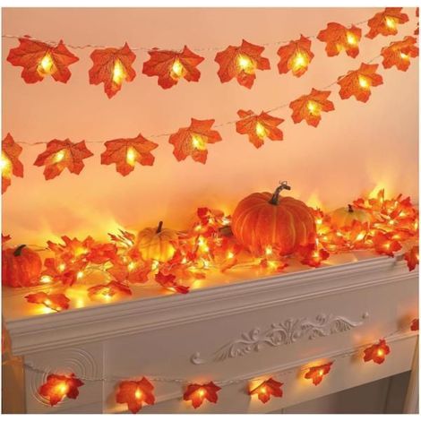 Autumn Maple Leaf LED Garland, 3m 20 LEDs, Halloween and Christmas Decoration