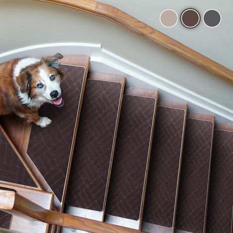 Tapis d'escalier antidérapant – Lot de 15 marches autocollantes intérieur, moquette réutilisable pour animaux, seniors, enfants – Motif losange marron 55x19 cm (1/5)