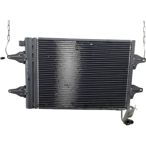 [PRODUIT D'OCCASION] Radiateur / Condenseur Clim VOLKSWAGEN Polo ♻️ Ref Oe. 6q0820411k - Garantie à vie (1/4)