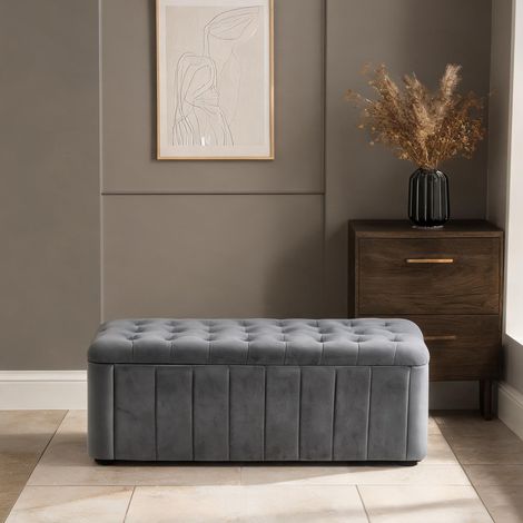 Banc de rangement en velours gris foncé avec assise rembourrée (1/5)